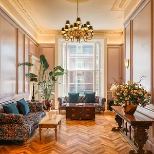 Albany House 3* Dublin