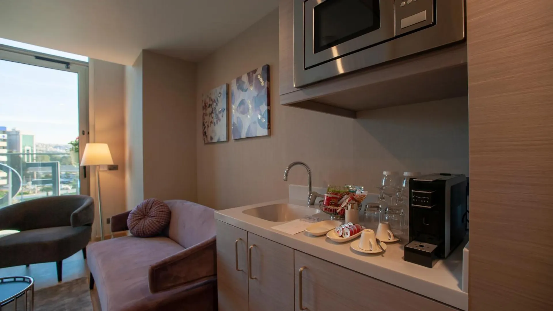 Four Points By Sheraton Izmir Hotel