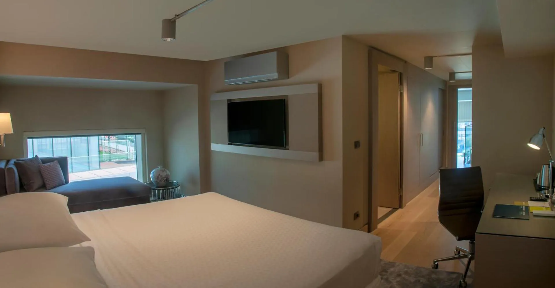 Four Points By Sheraton Izmir Hotel