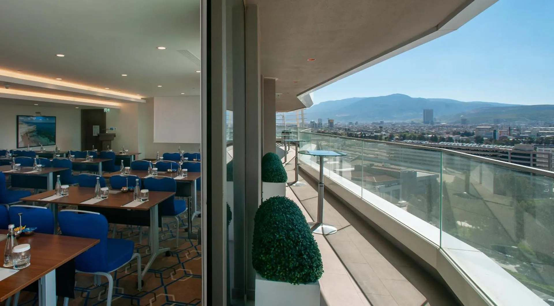 Four Points By Sheraton Izmir Hotel