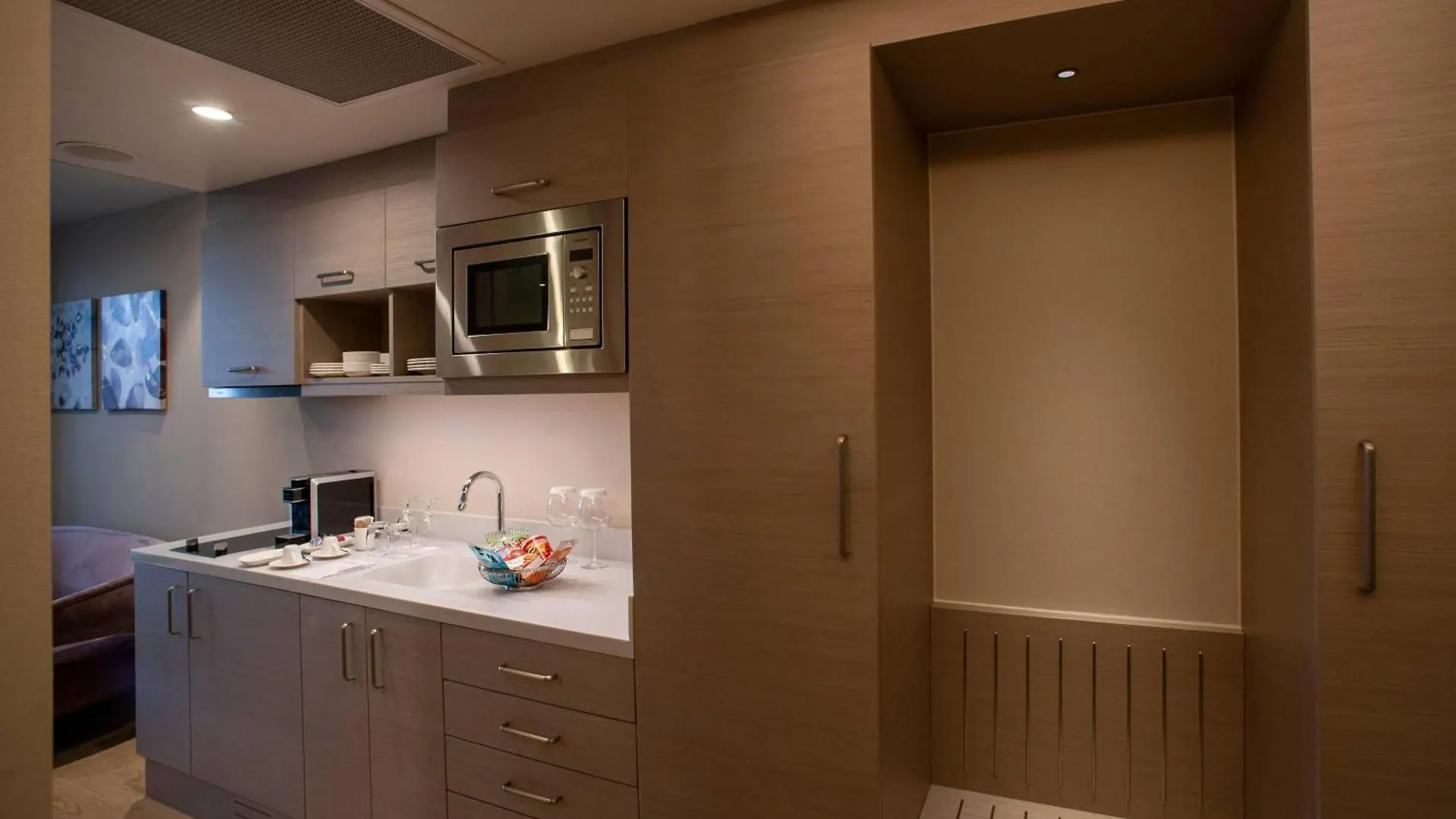Four Points By Sheraton Izmir Hotel